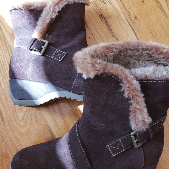 NWOT sporto luxe winter boots - Picture 3 of 9